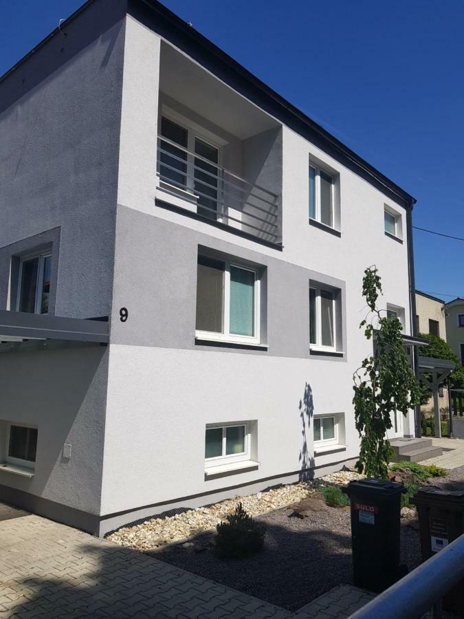 VIP Apartmány Žabník Prievidza Exterior foto